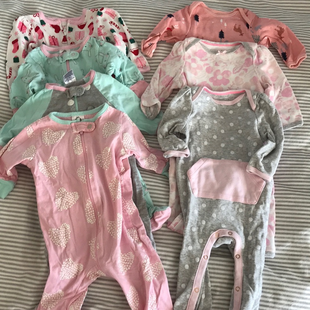 7 (0-3 month) onesies